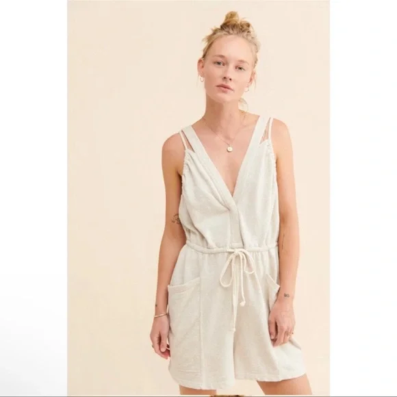 Daily Practice by Anthropologie Playa del Amore Romper - Picture 4 of 11